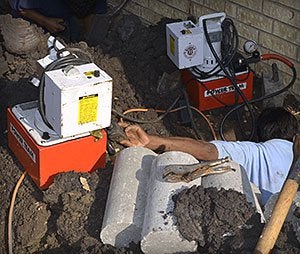 Foundation Repair Signs Cracked Wall